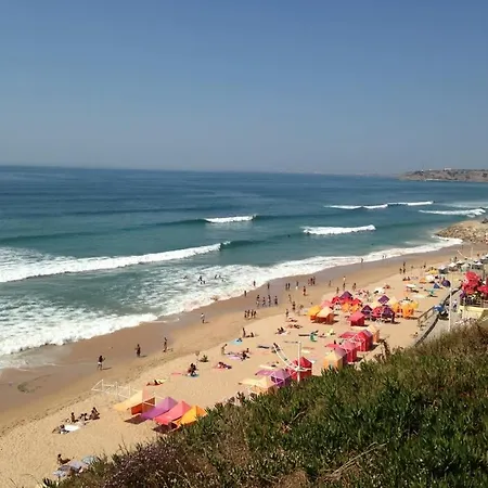 Апартаменты Elegant 3-bed Family House With Large Pool Area *