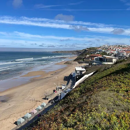 Elegant 3-bed Family House With Large Pool Area Praia da Lourinha